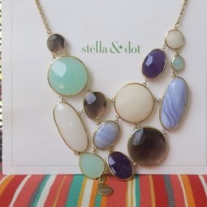Stella and Dot Oasis Bib Necklace